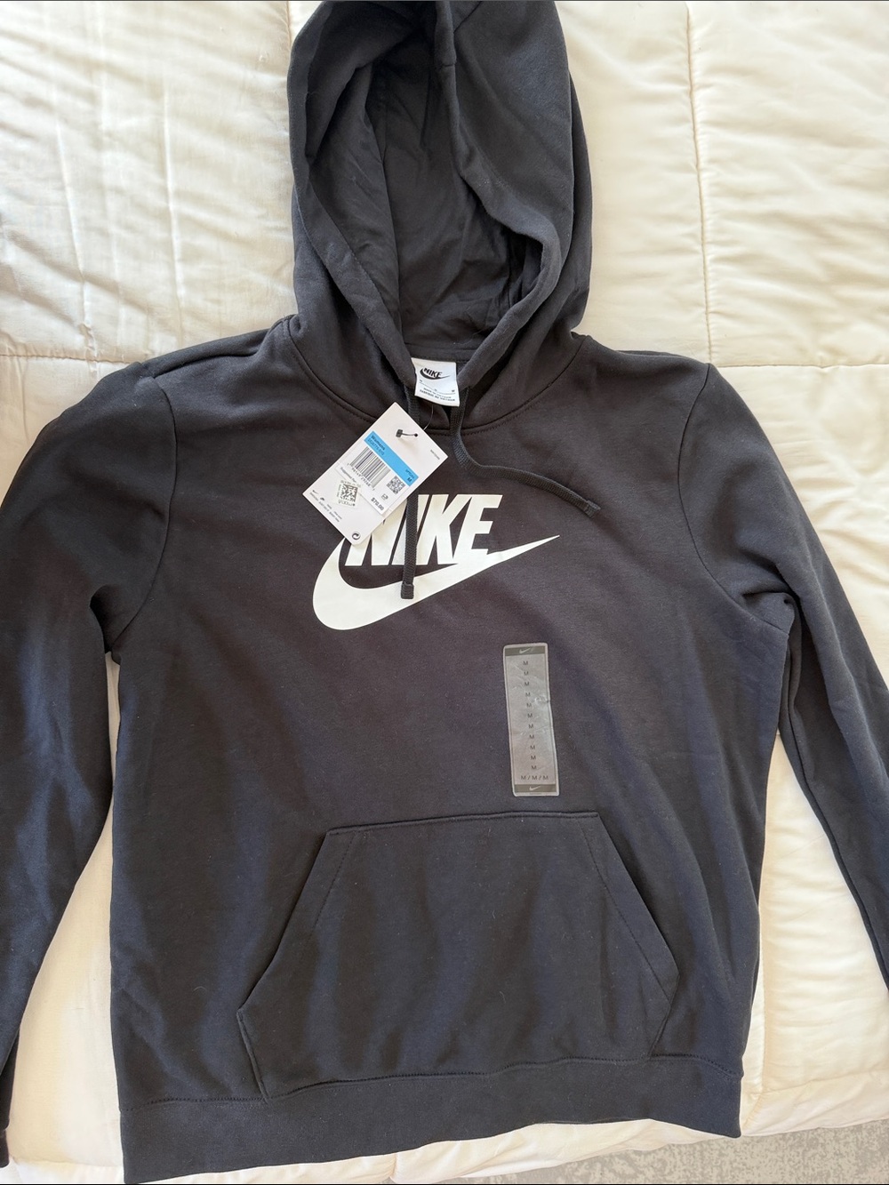 Nike NWT Black Hooded Sweatshirt